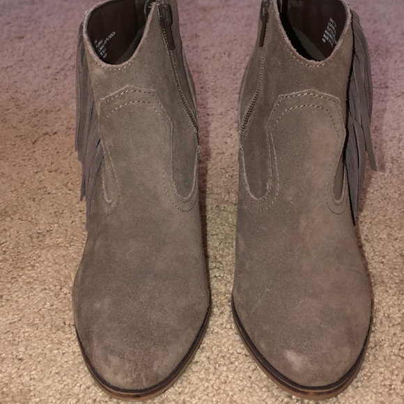 Steve Madden Booties - Picture 2 of 4